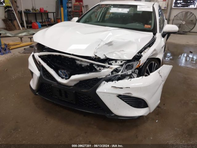 4T1B21HK1KU012017 Toyota Camry Hybrid Se