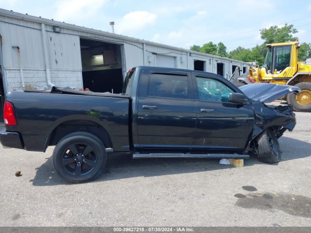 1C6RR7KT1HS517179 RAM 1500 Express  4x4 5'7 Box