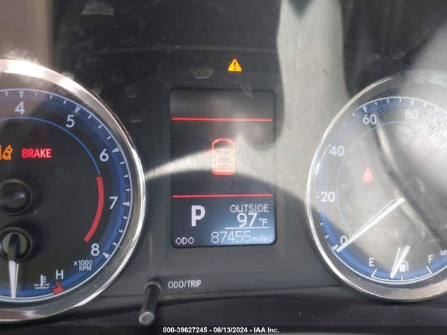 Toyota COROLLA L 2017 5YFBURHE4HP657385 Image 16
