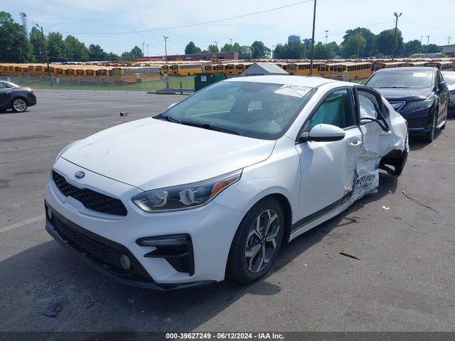 KIA Forte Lxs 2021 3KPF24AD2ME385426 Image 2
