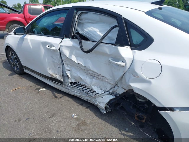 KIA Forte Lxs 2021 3KPF24AD2ME385426 Image 6