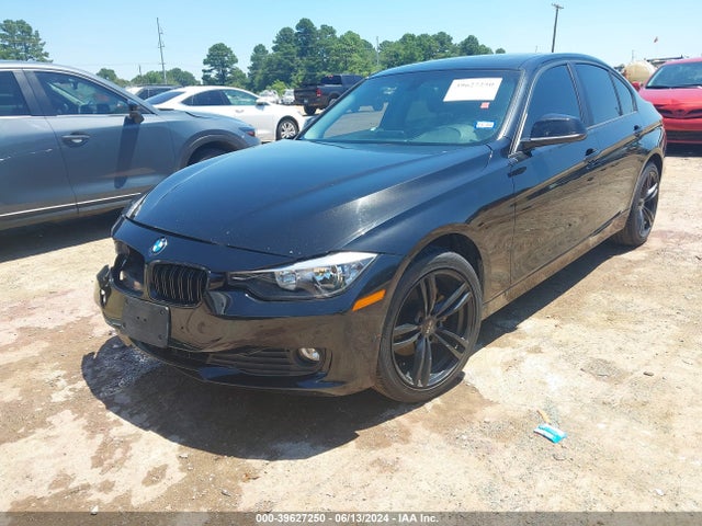 WBA3B1G5XENN90973 BMW 320i