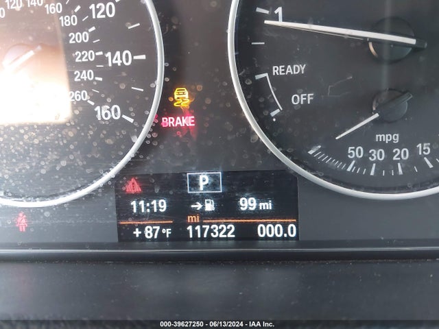 WBA3B1G5XENN90973 BMW 320i