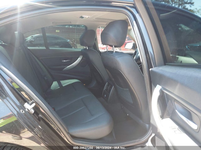 WBA3B1G5XENN90973 BMW 320i