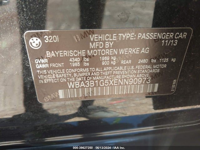 WBA3B1G5XENN90973 BMW 320i
