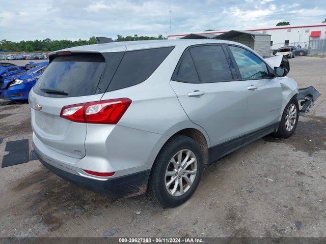 Chevrolet EQUINOX LS 2018 2GNAXREV5J6325039 Image 4