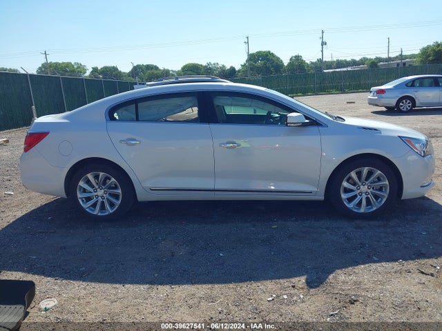 Buick Lacrosse 2016 1G4GB5G33GF162777 Image 13