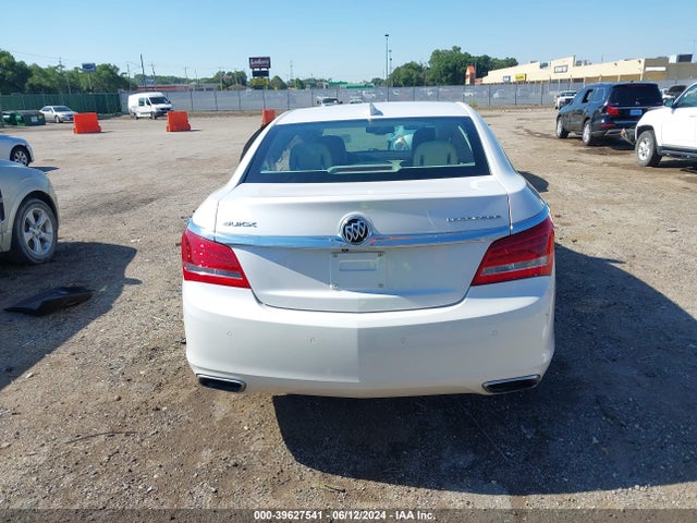 Buick Lacrosse 2016 1G4GB5G33GF162777 Image 16