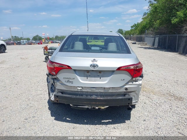 Toyota COROLLA LE 2018 5YFBURHE2JP743283 Image 17