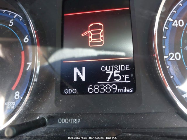 Toyota COROLLA LE 2019 2T1BURHE7KC138953 Image 15