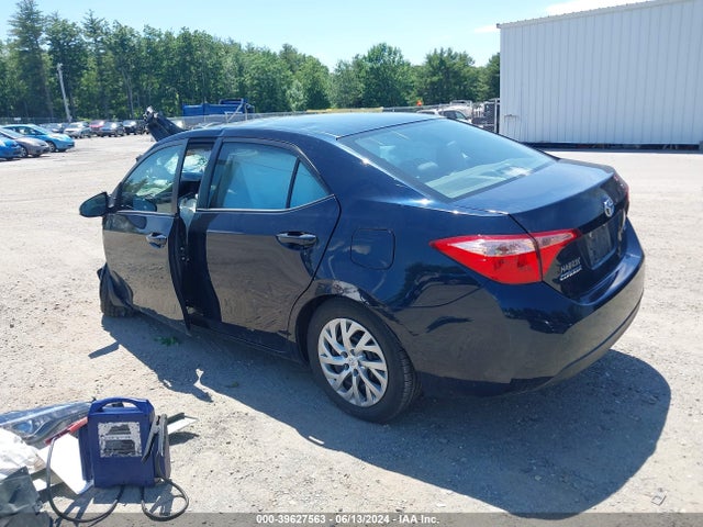 Toyota COROLLA LE 2019 2T1BURHEXKC195955 Image 3