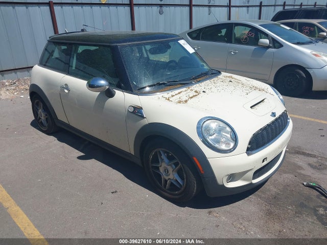 2009 MINI COOPER S WMWMF73559TT96273 Photo 0