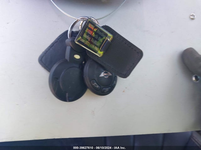 2009 MINI COOPER S WMWMF73559TT96273 Photo 10