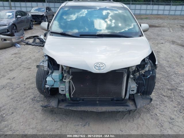 5TDYK3DCXFS661429 Toyota Sienna Xle 8 Passenger