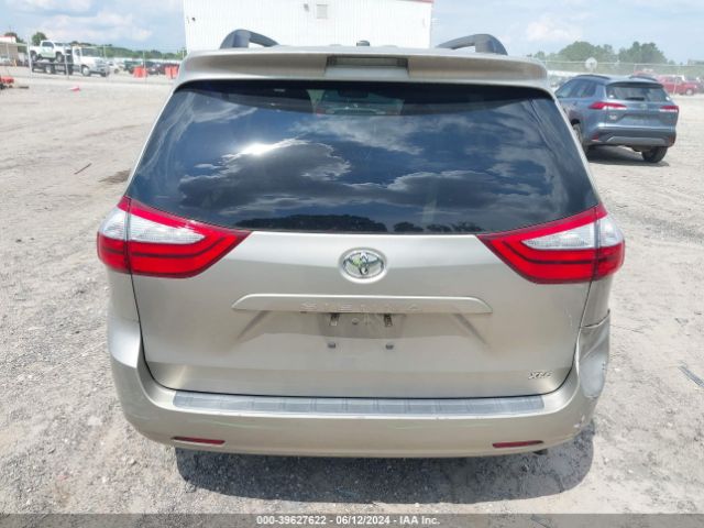 5TDYK3DCXFS661429 Toyota Sienna Xle 8 Passenger