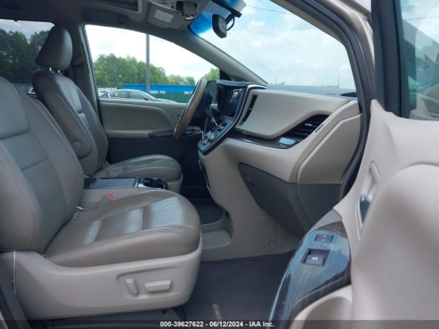 5TDYK3DCXFS661429 Toyota Sienna Xle 8 Passenger