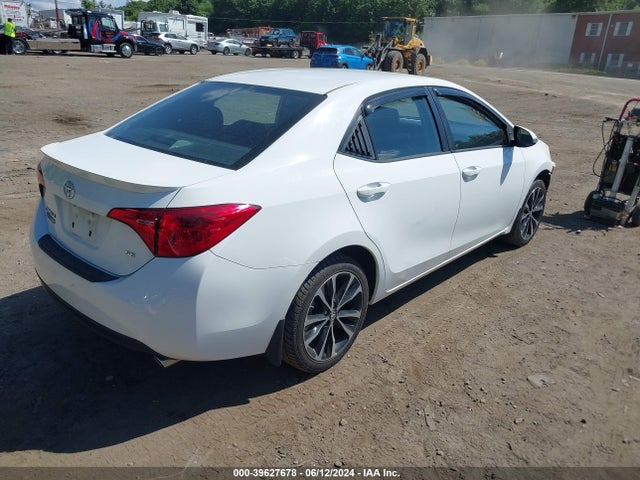 Toyota COROLLA SE 2017 2T1BURHE1HC774969 Image 4
