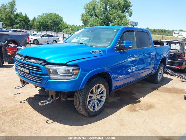 RAM 1500 Laramie  4x4 5'7 Box 2022 1C6SRFJT2NN283125 Image 2