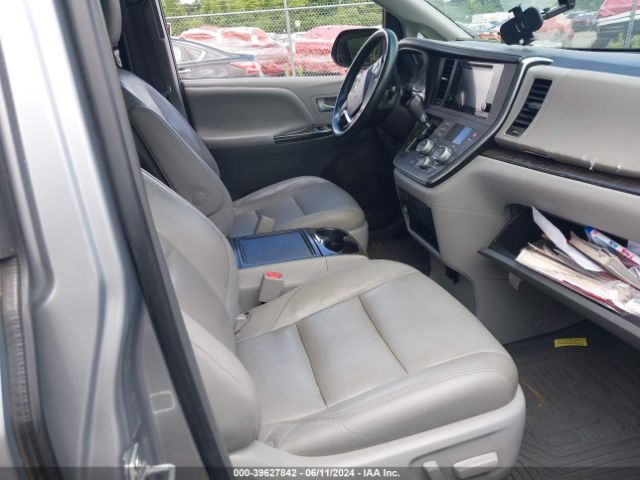 5TDYK3DCXFS568247 Toyota Sienna Xle Premium 8 Passenger