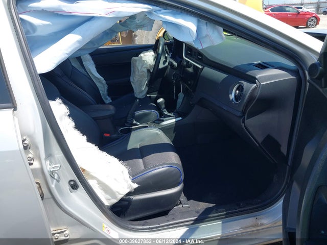 Toyota COROLLA SE 2019 5YFBURHE9KP906285 Image 5