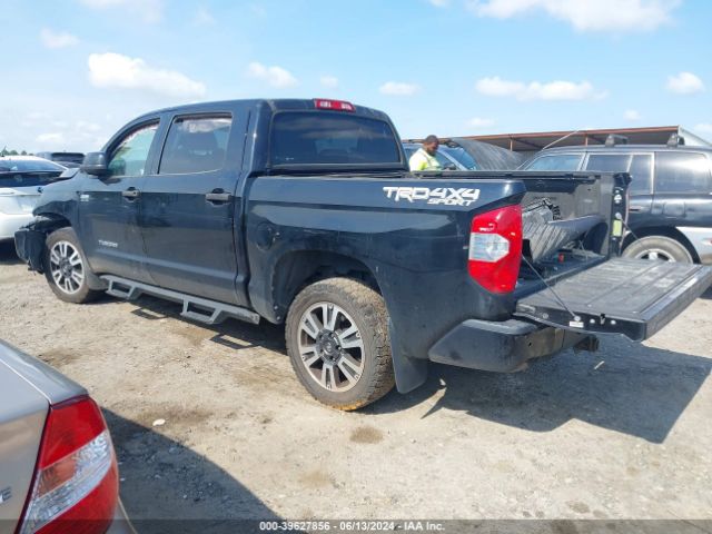 5TFDW5F12JX757097 Toyota Tundra Sr5 5.7l V8