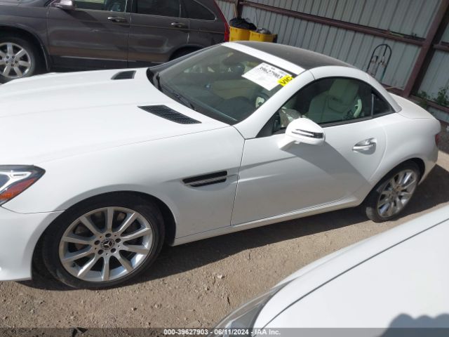 WDDPK3JA2JF155624 Mercedes-Benz Slc 300