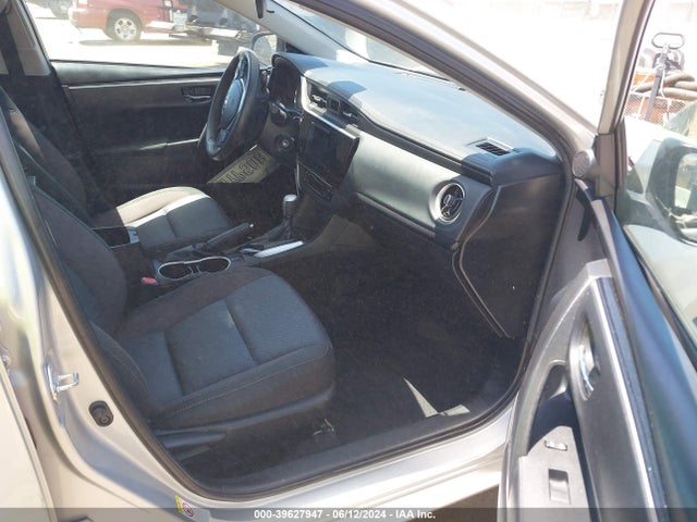 Toyota COROLLA LE 2018 5YFBURHE8JP761979 Image 5