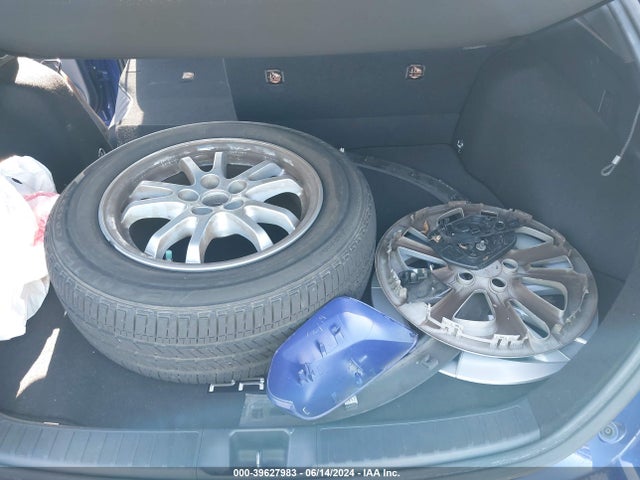 Toyota Prius Two 2016 JTDKBRFU2G3524177 Image 12