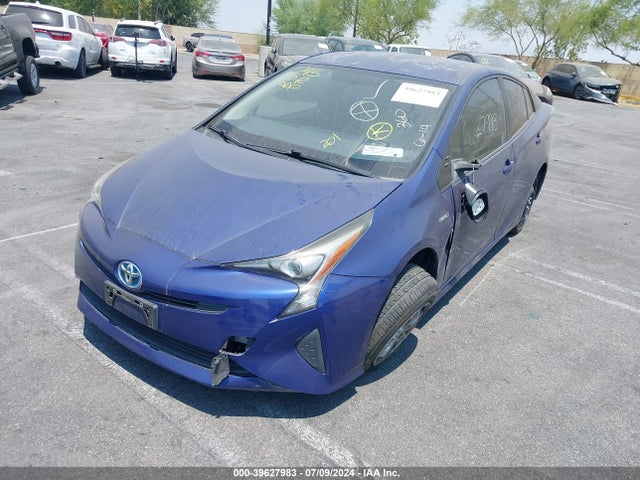 Toyota Prius Two 2016 JTDKBRFU2G3524177 Image 2
