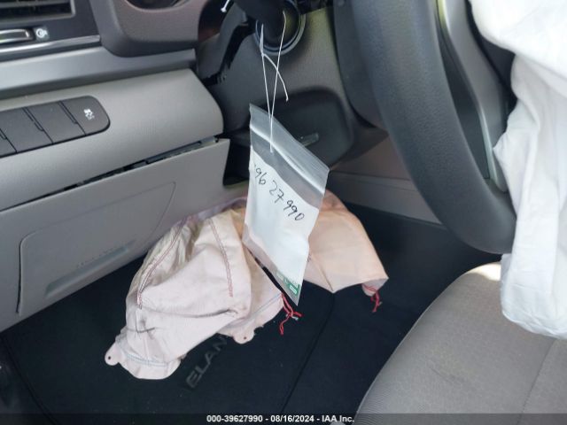 5NPD84LF7HH153250 Hyundai ELANTRA SE