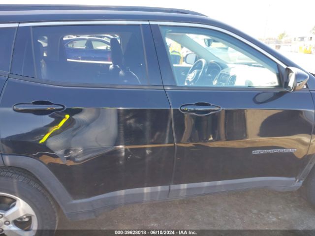 3C4NJCBB7JT186806 Jeep Compass Latitude Fwd