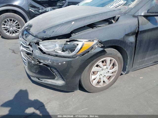 5NPD74LF9JH220813 Hyundai ELANTRA SE