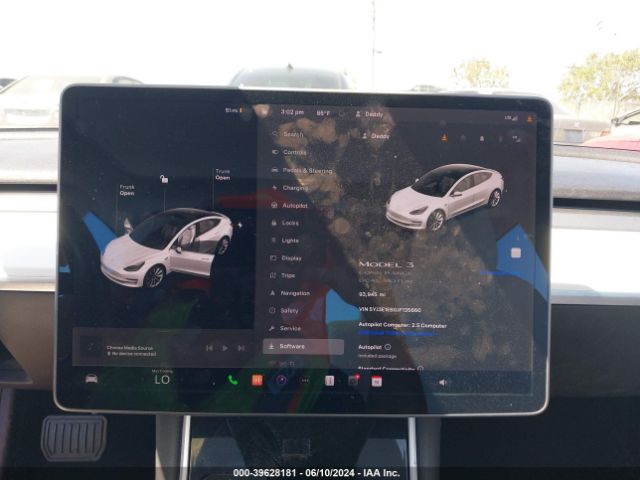 5YJ3E1EB0JF135660 Tesla Model 3 Long Range/performance