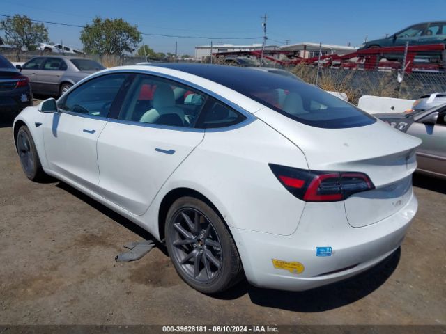 5YJ3E1EB0JF135660 Tesla Model 3 Long Range/performance