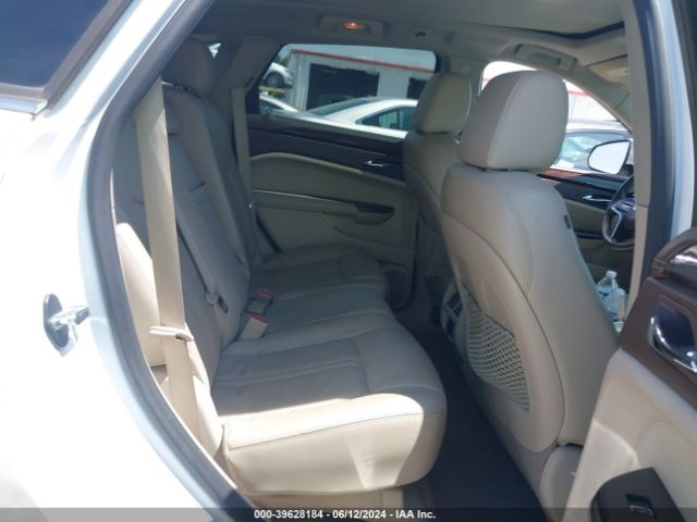 3GYFNEE33GS577470 Cadillac Srx Luxury Collection