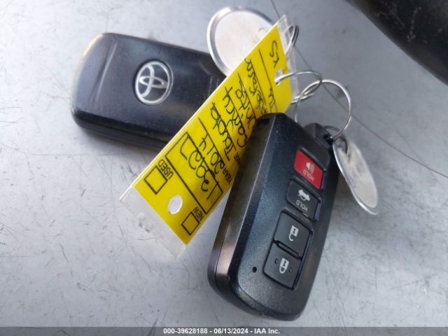 4T1BD1FK8EU124704 Toyota Camry Hybrid Xle
