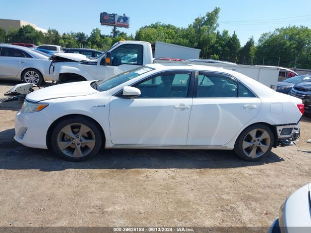 4T1BD1FK8EU124704 Toyota Camry Hybrid Xle