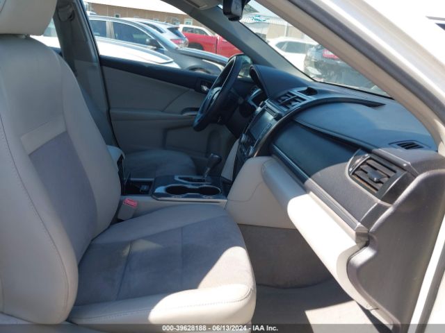 4T1BD1FK8EU124704 Toyota Camry Hybrid Xle
