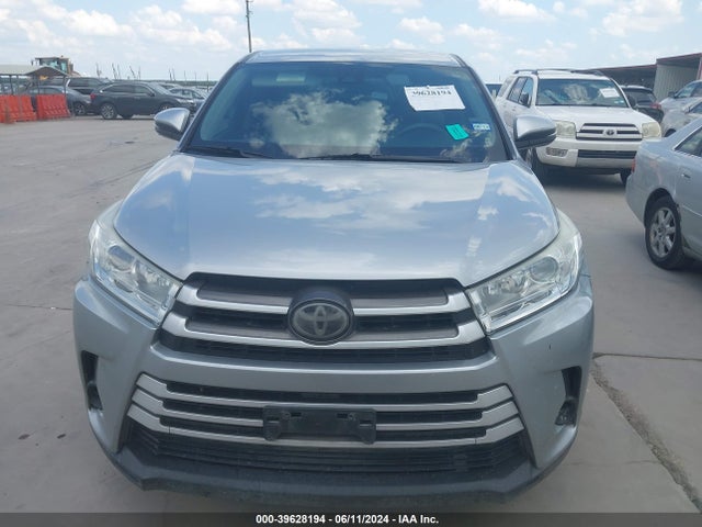 Toyota Highlander Le 2017 5TDZARFH0HS032736 Image 12