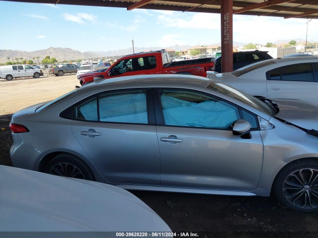 Toyota COROLLA LE 2022 5YFEPMAE2NP314555 Image 13