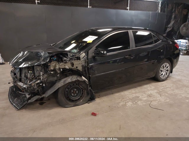 Toyota COROLLA LE 2019 2T1BURHE0KC173916 Image 2