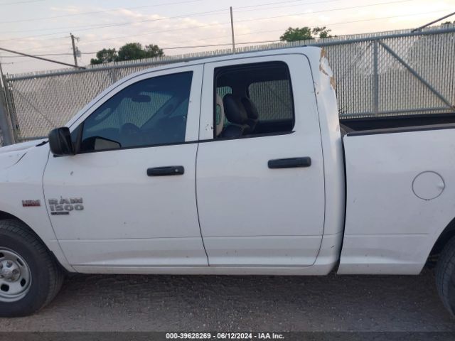1C6RR7FT7MS577956 RAM 1500 Classic Tradesman Quad Cab 4x4 6'4 Box