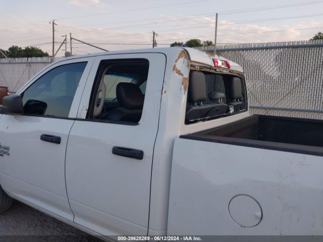 1C6RR7FT7MS577956 RAM 1500 Classic Tradesman Quad Cab 4x4 6'4 Box