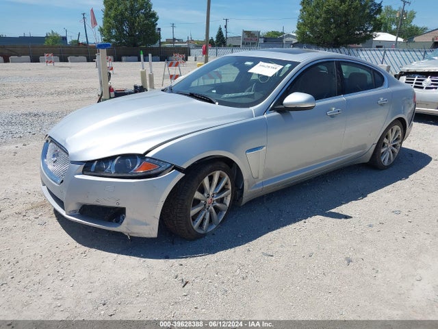 2014 JAGUAR XF SAJWJ0EF4E8U17331 Photo 1