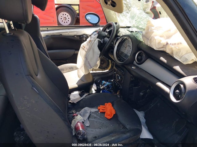 2013 MINI HARDTOP WMWSU3C56DT682597 Photo 4