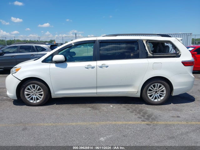 Toyota Sienna Xle 8 Passenger 2015 5TDYK3DC5FS542185 Image 14
