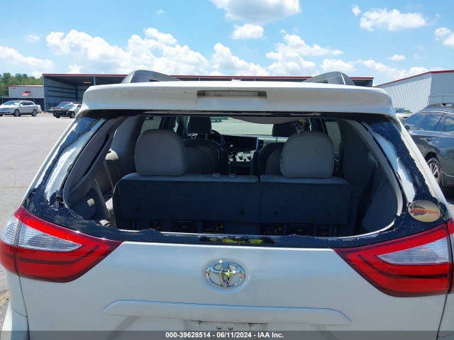 Toyota Sienna Xle 8 Passenger 2015 5TDYK3DC5FS542185 Image 6