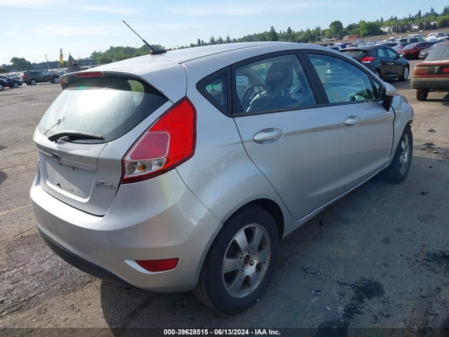 Ford FIESTA SE 2017 3FADP4EJ3HM159910 Image 4