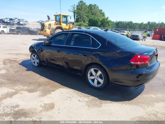 1VWBT7A33EC057684 Volkswagen Passat 1.8t Se