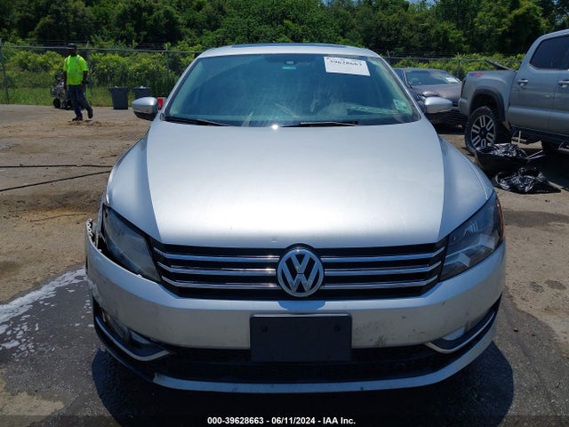 1VWBS7A32FC009274 Volkswagen Passat 1.8t Se
